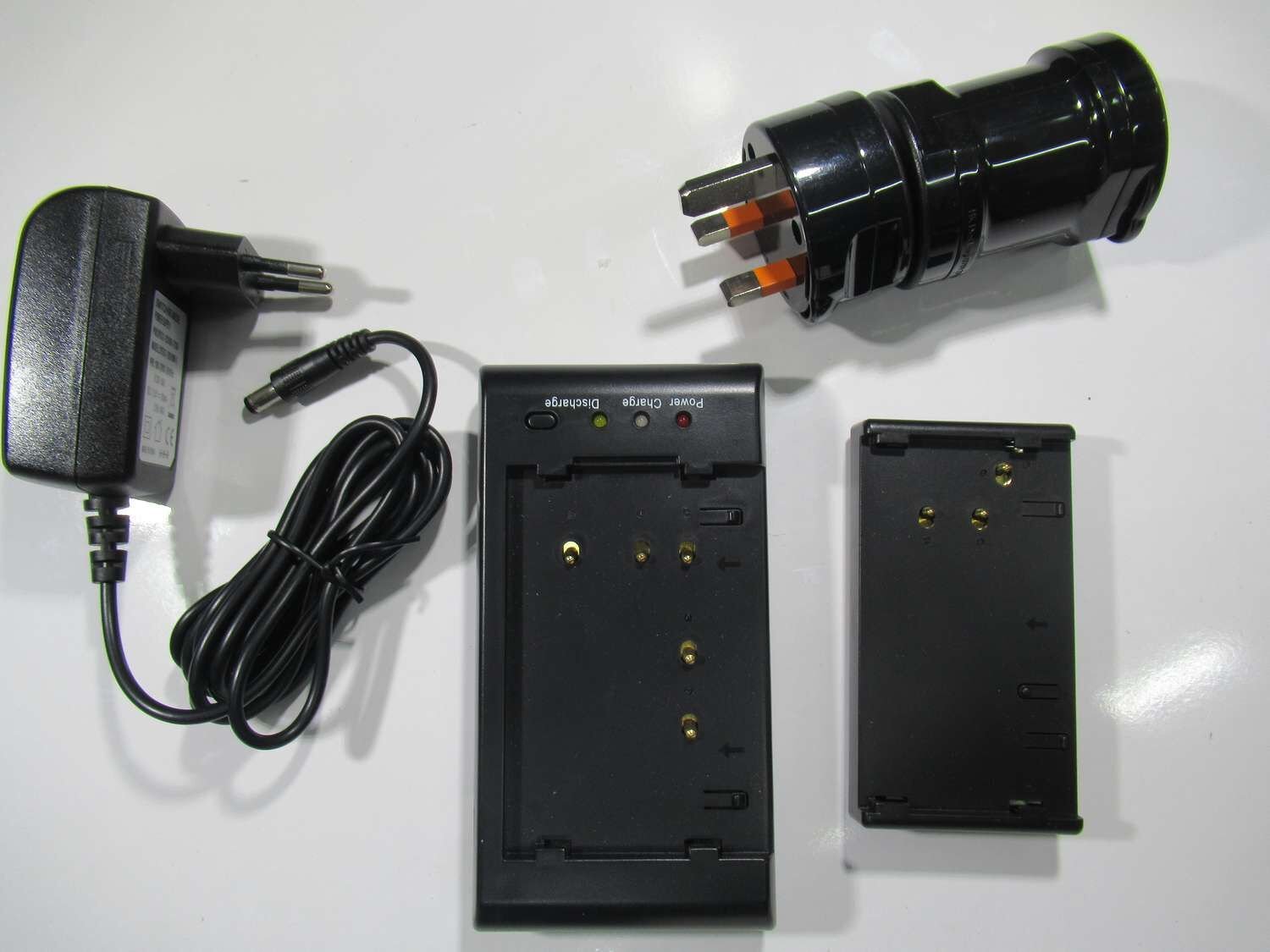 LOADİNG STATİON + UNİVERSAL CONNECTOR