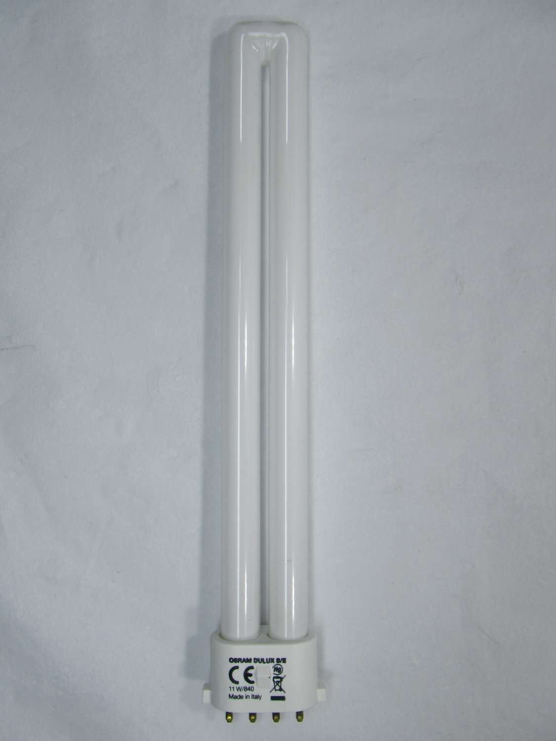 OSRAM DULUX S/E 11 W / 900 LM