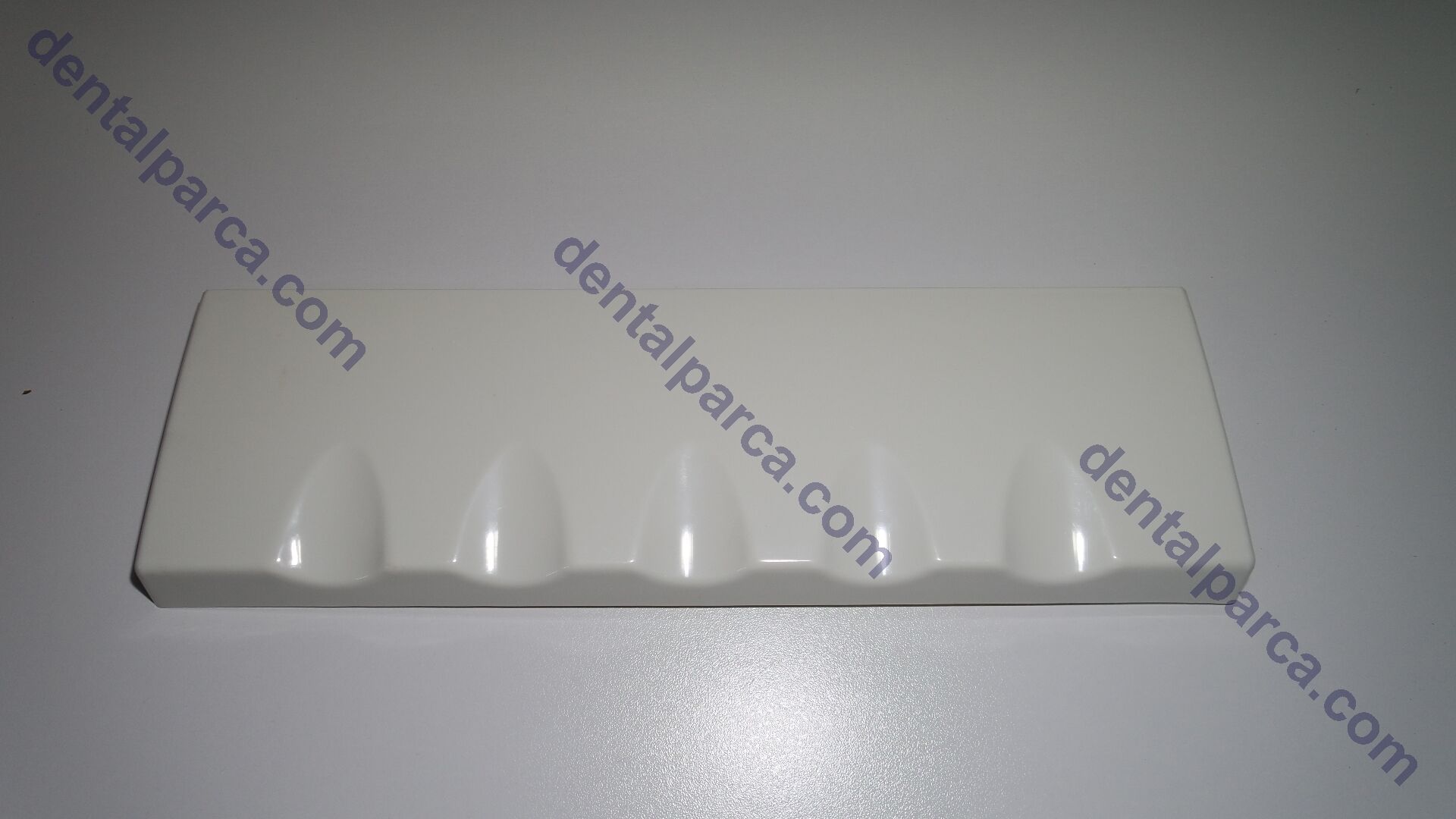 KAMÇILI TABLET ÖN PLASTİK KAPAĞI SIGER