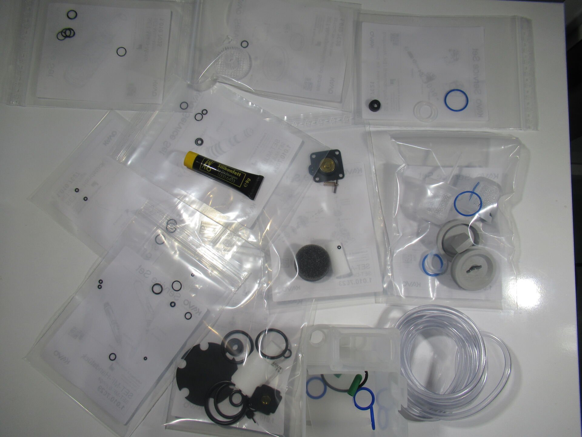 1058  SERVICE KIT
