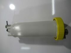 BLASTING MATERIAL RESERVOIR WITH LID