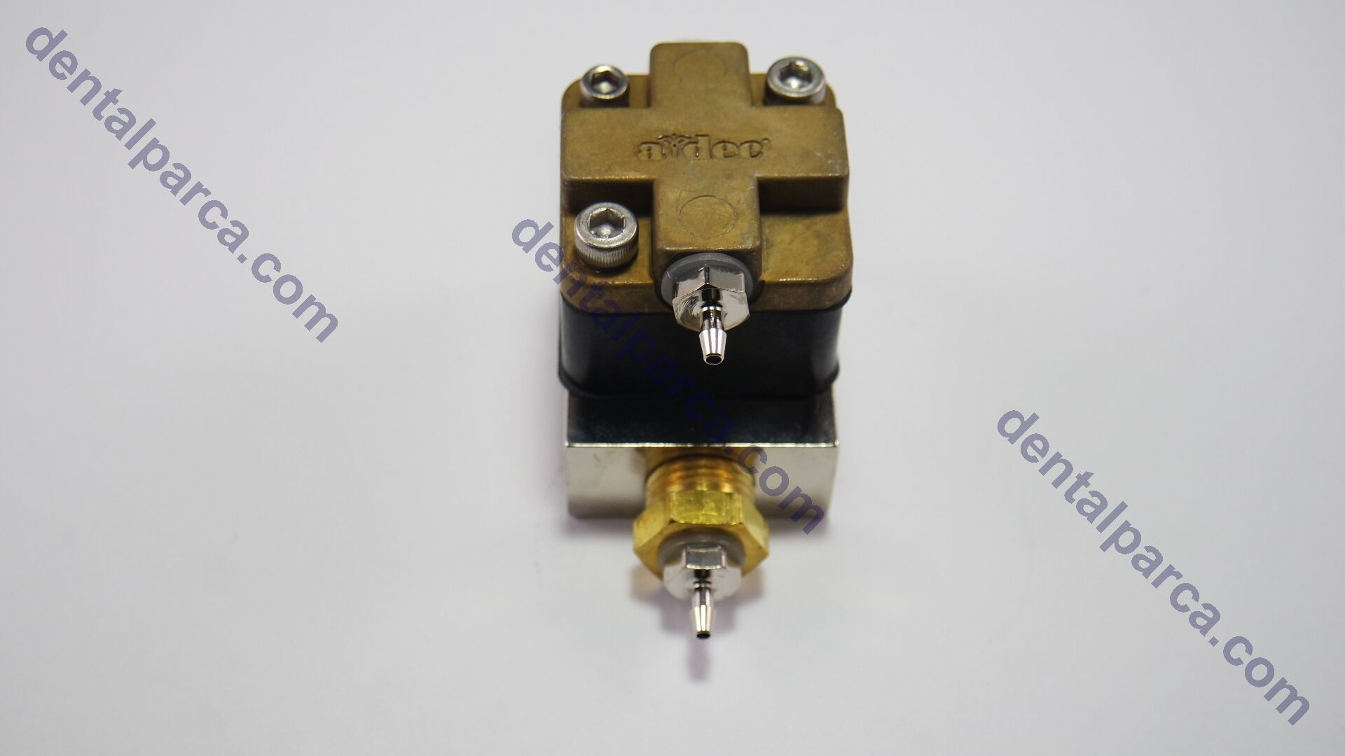 SHUT-OFF VALVE,WATER,1/8 TUBE