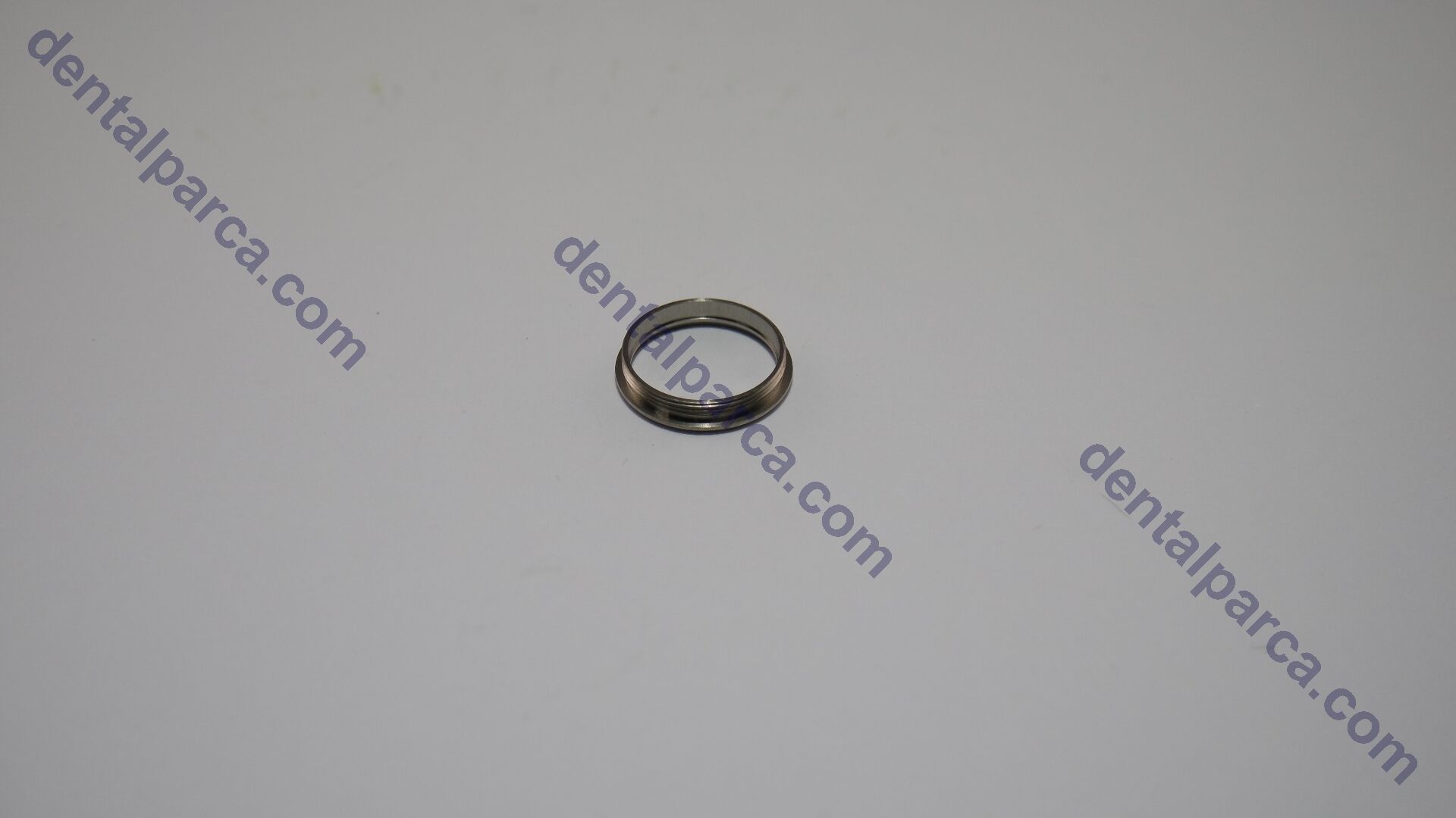 THREADED RING