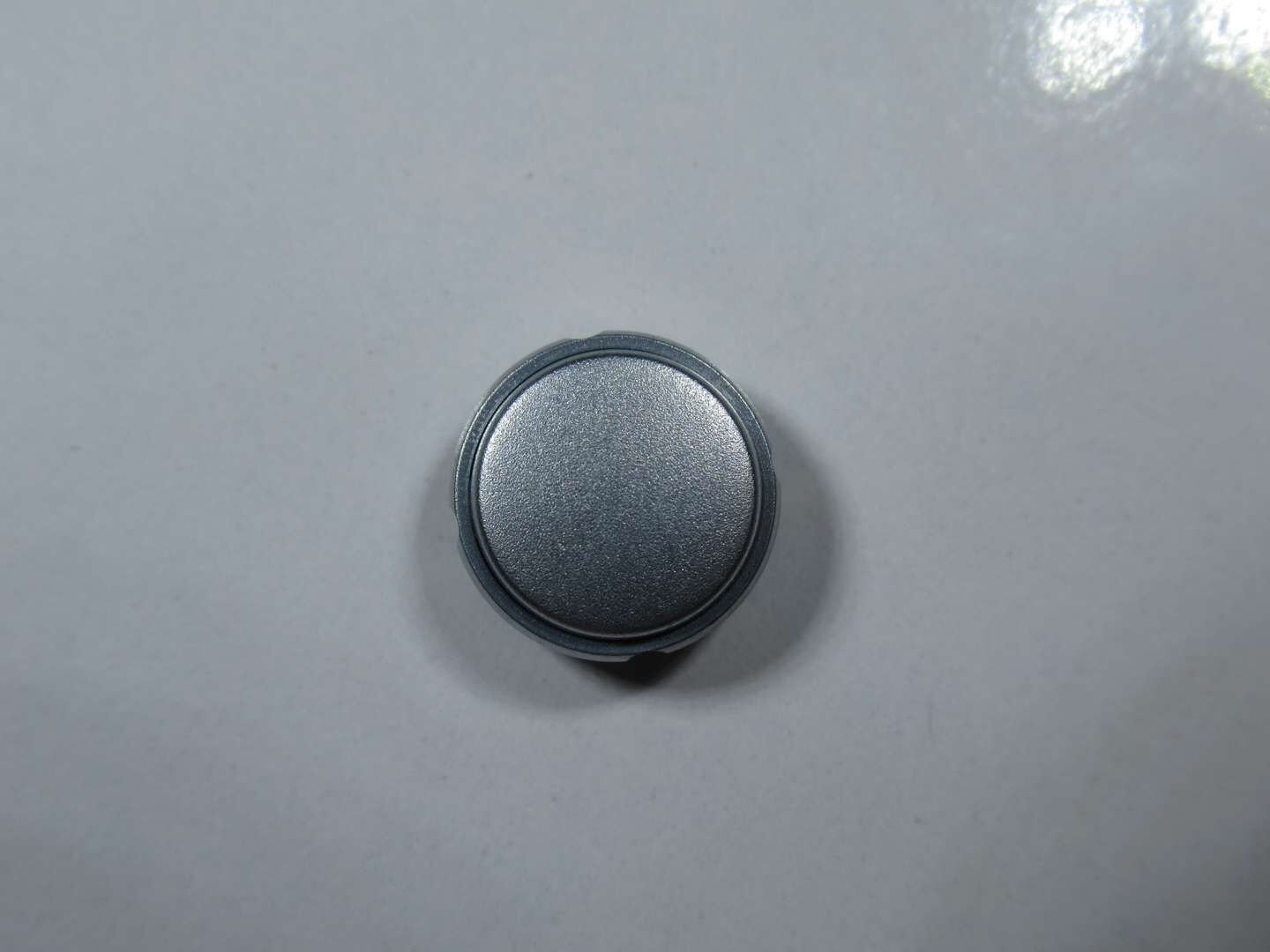 COVER MOUNT.