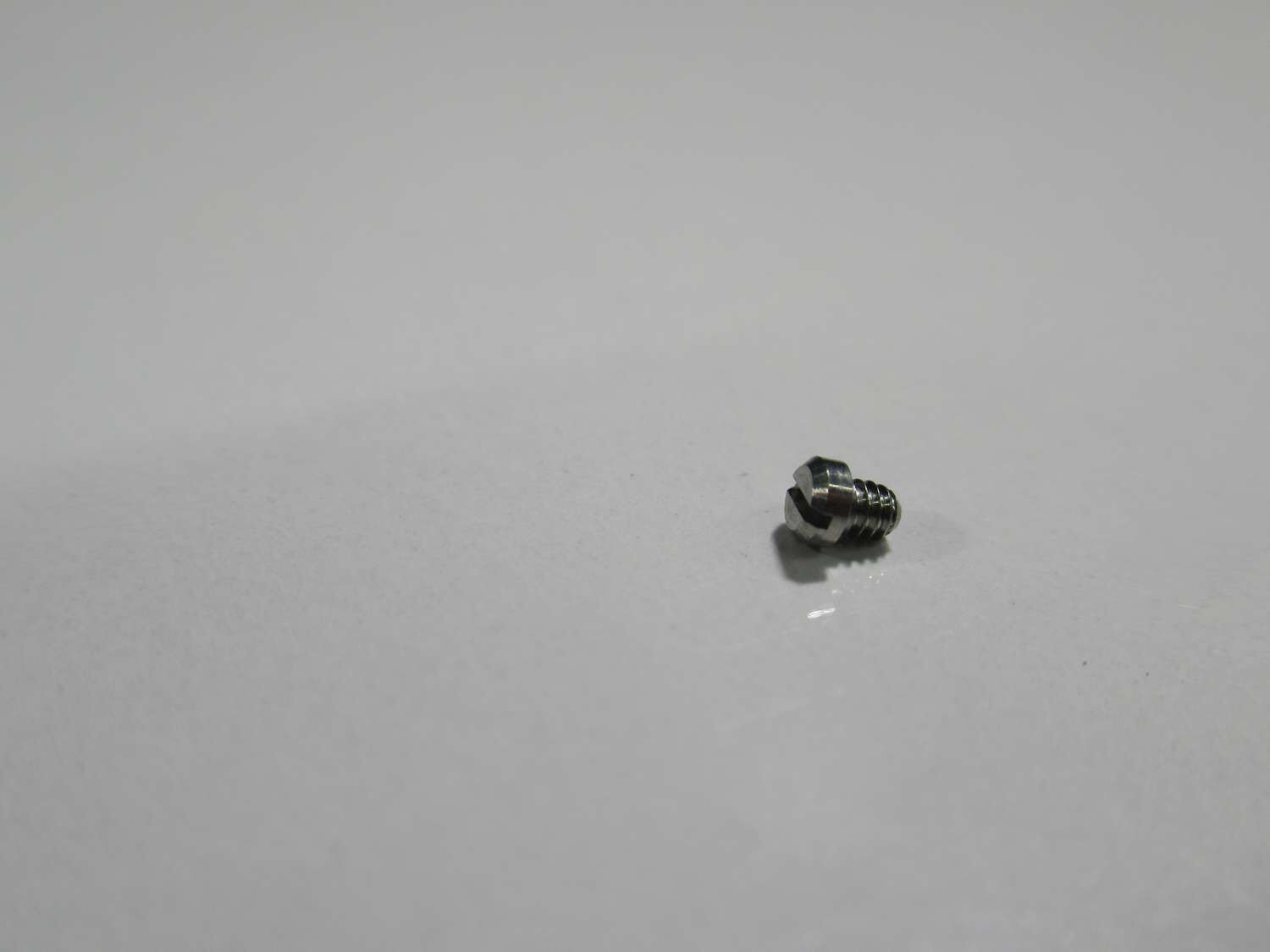 SLOTTED CHEESE HEAD SCREW M1,4X1,5