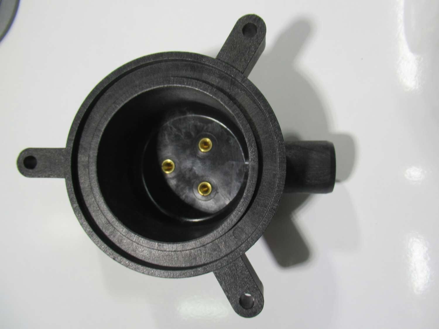 DRAIN CONNECTOR