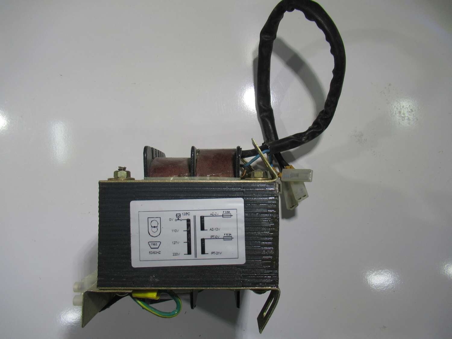 TRANSFORMER FOR 1077