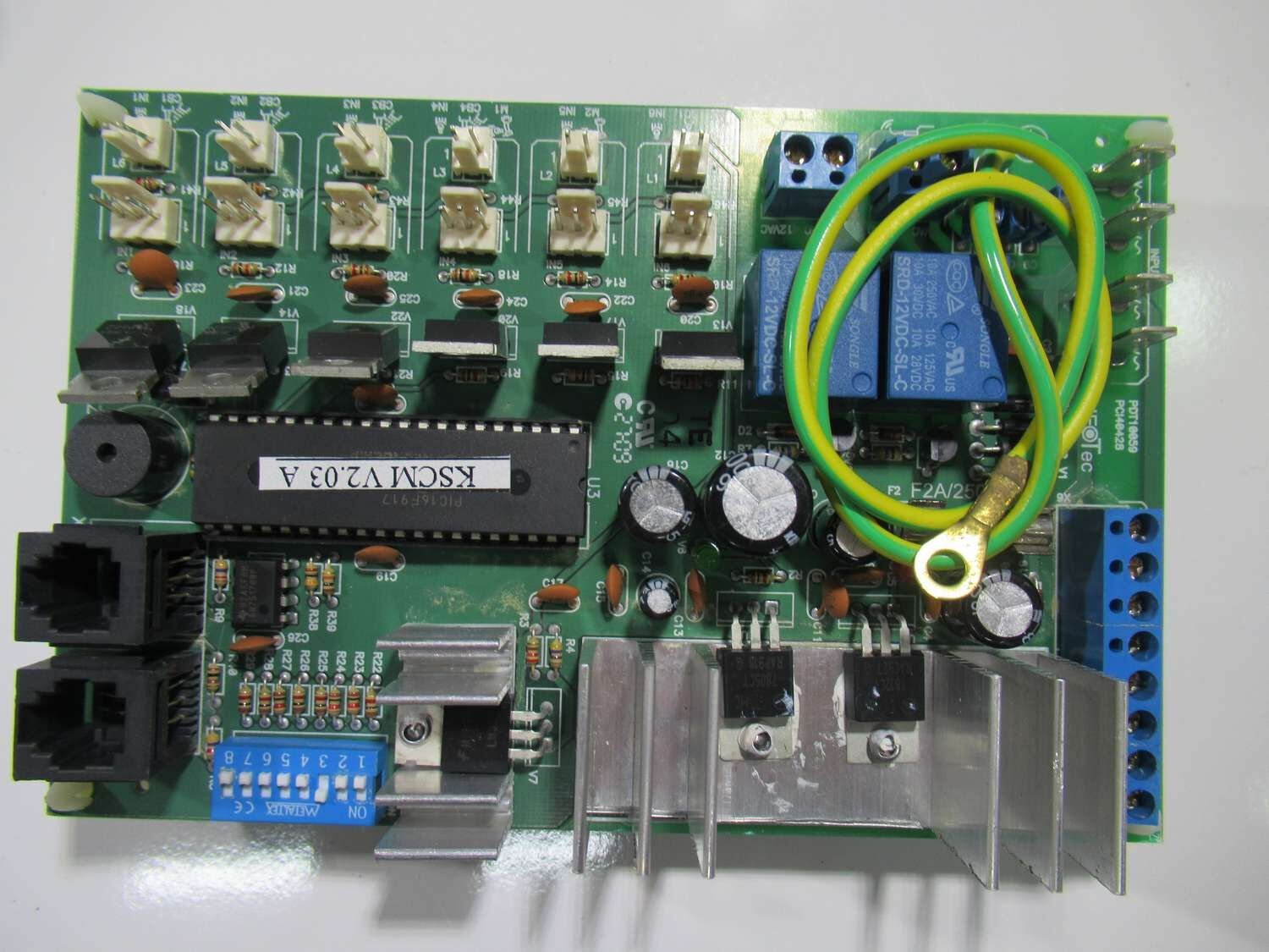 PRINTED CIRCUIT BOARD CONTROL / TABLE KLASS