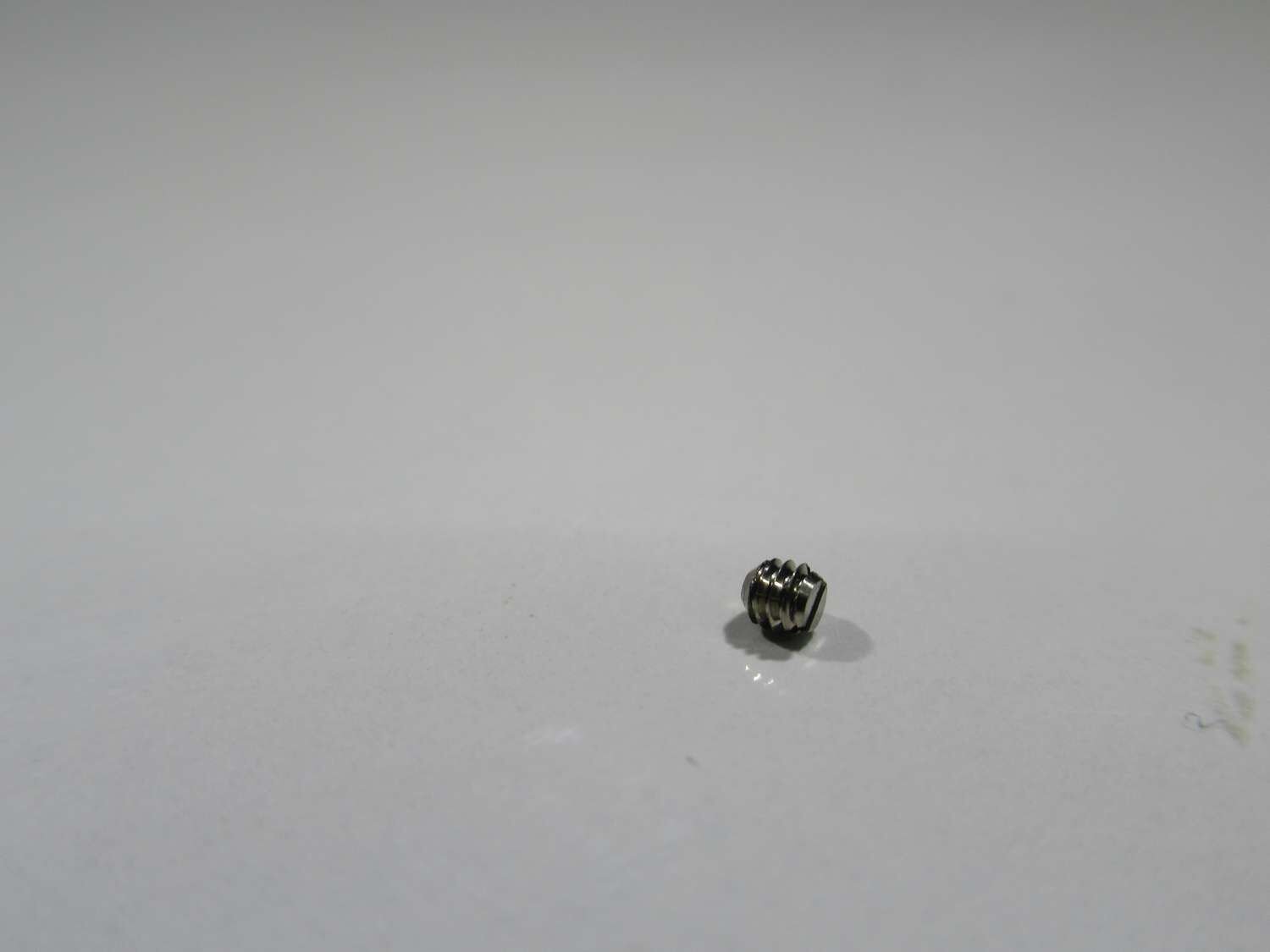 SLOTTED HEADLESS SCREW M2X2