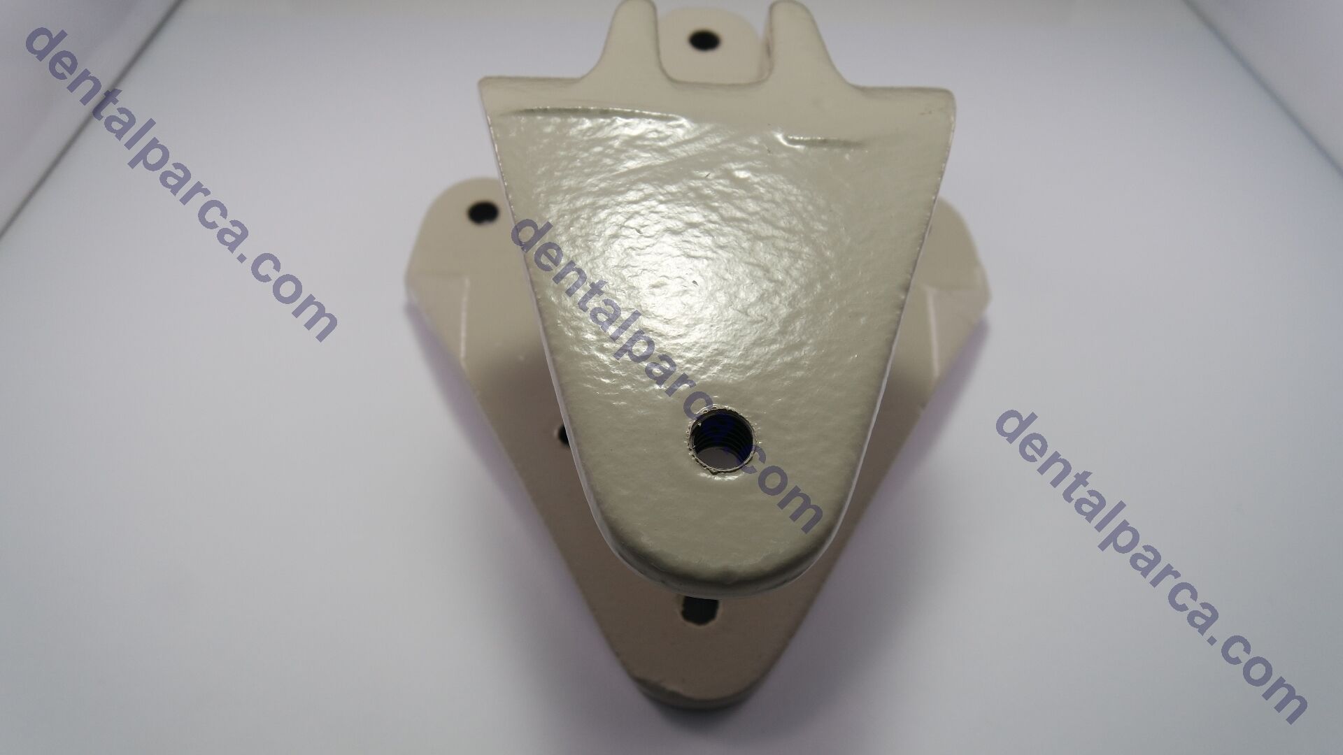 BRKT,FRONT MOUNT,PERF3,SURF4