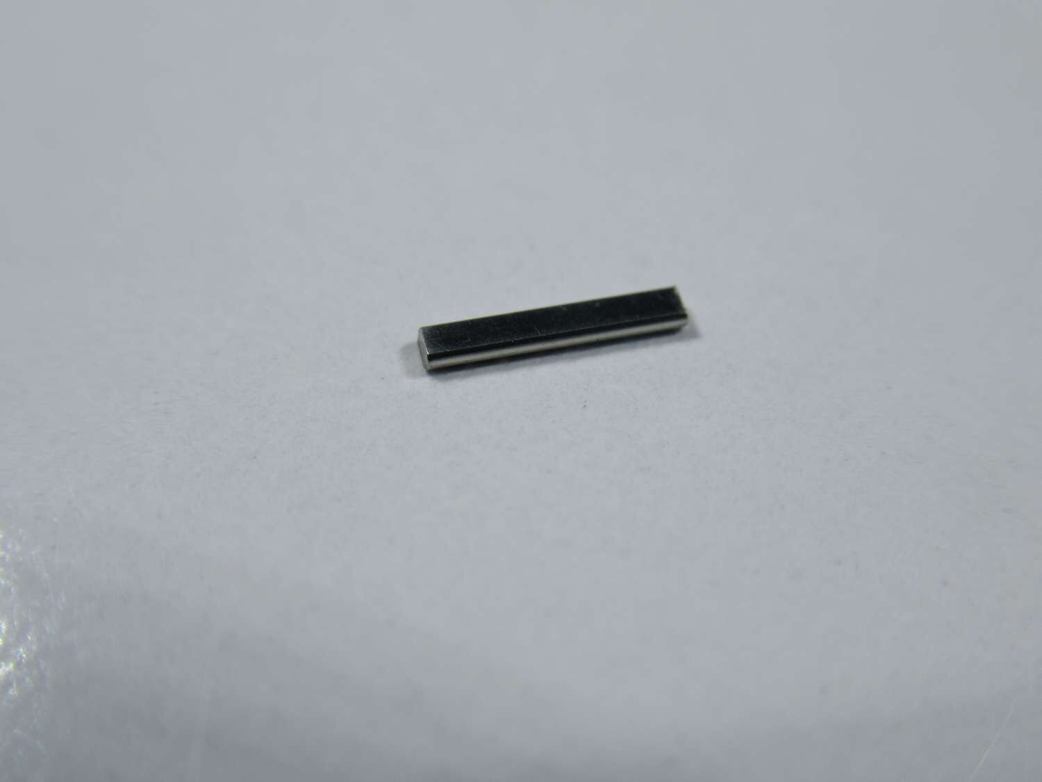 LOCKING PIECE