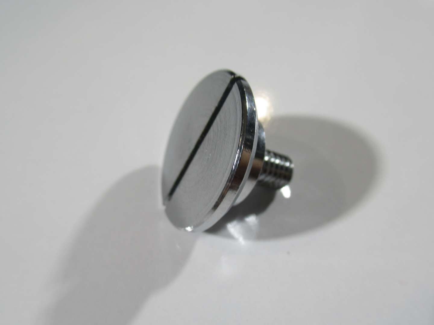 KAVO SCREW FOR BACKREST
