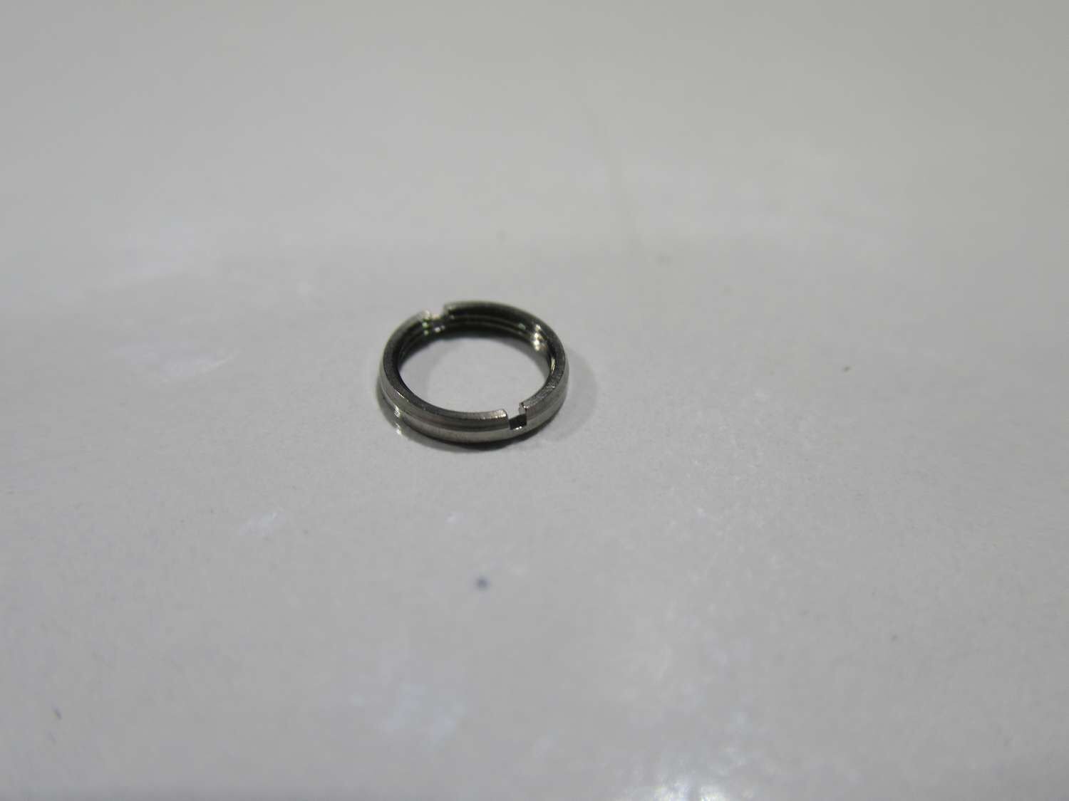 THREADED RING