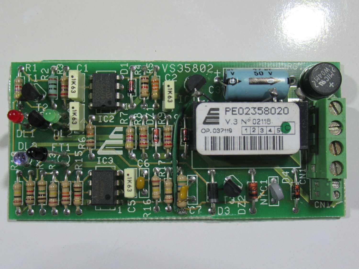 PLATINA LAMPADA CON FOTOCELLULA