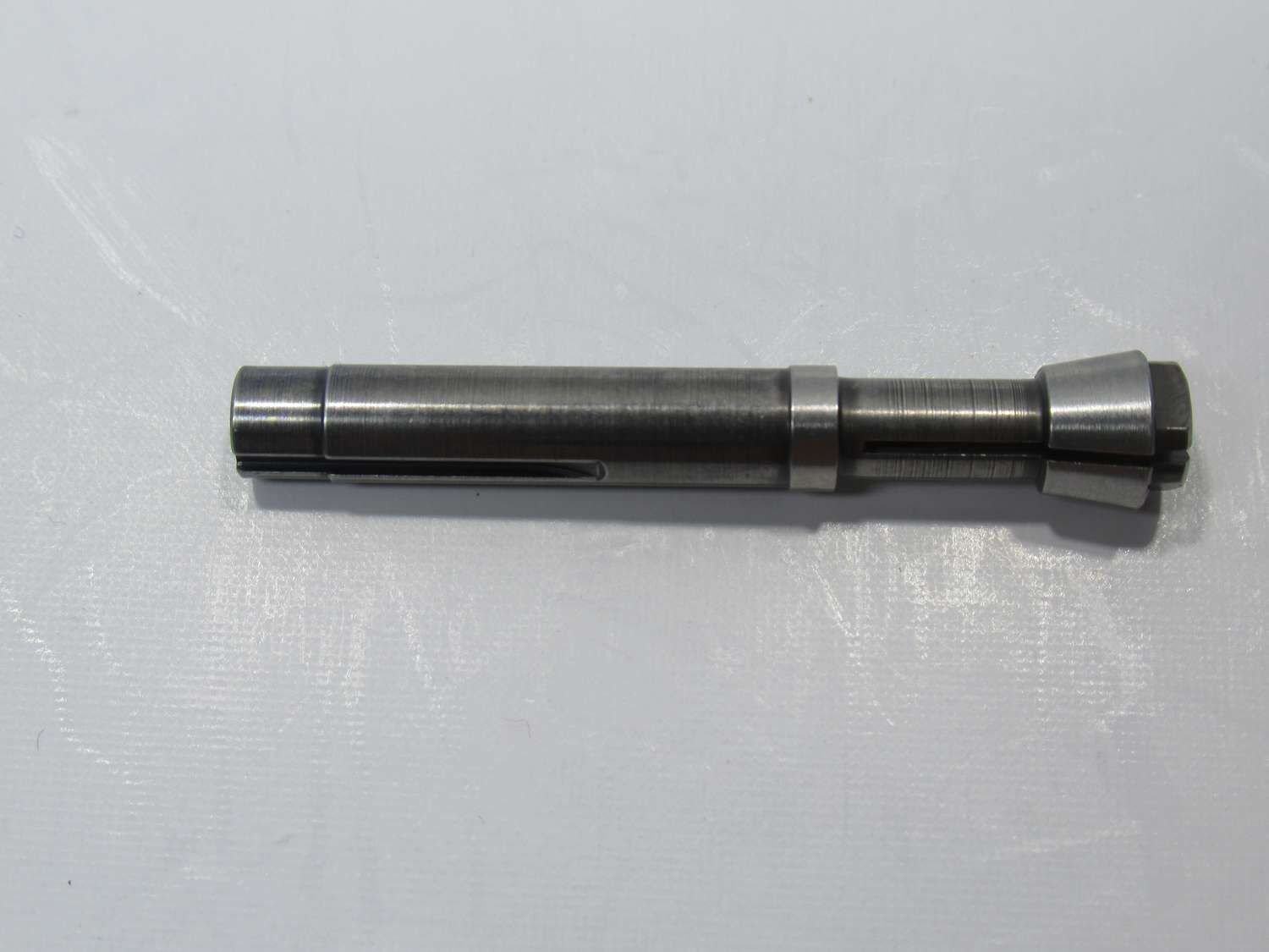 CHUCK 3,175/30 F/HF UNIT
