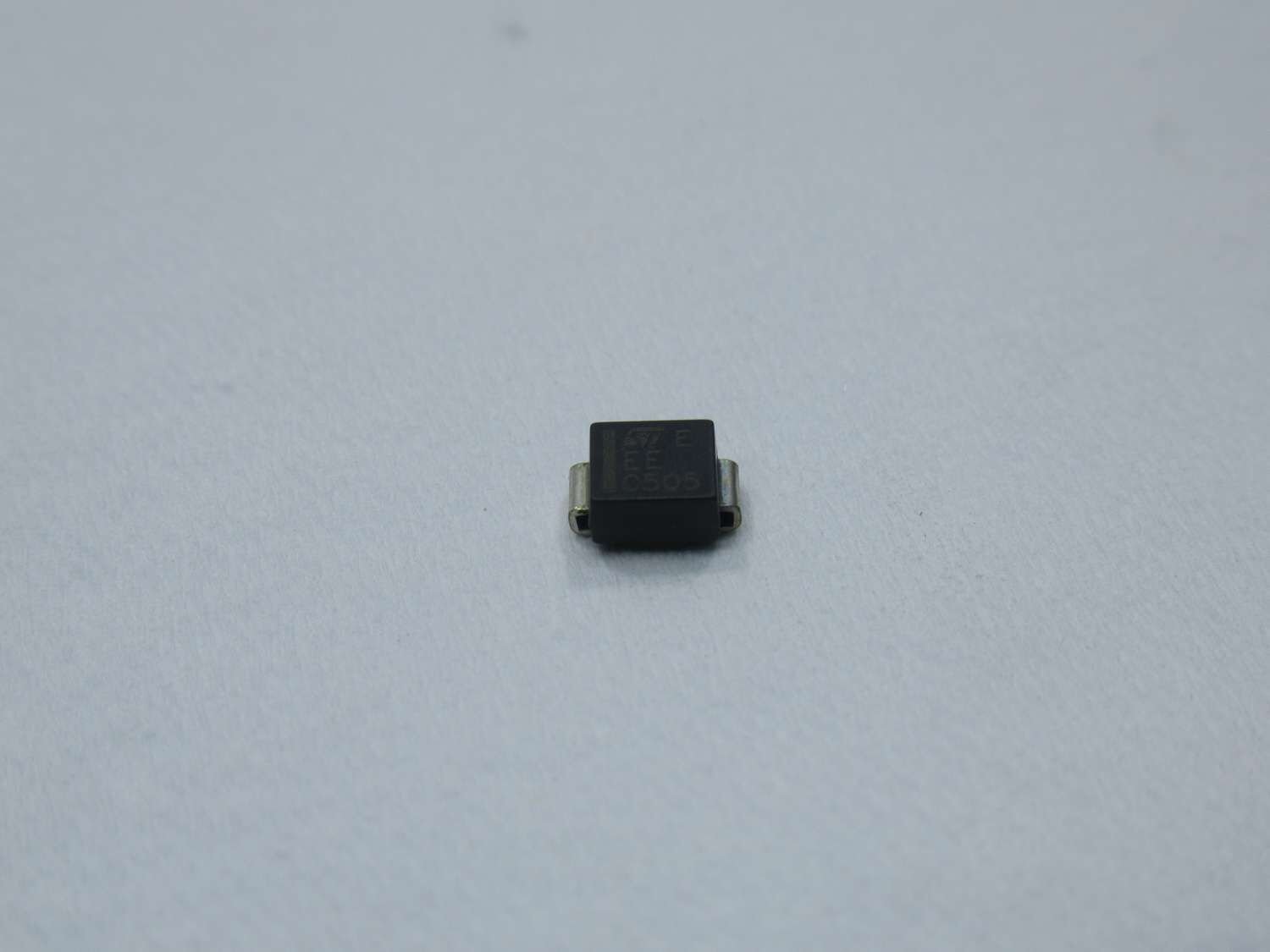 DİODE SUPPRESSOR SM6T 18A, 600 W