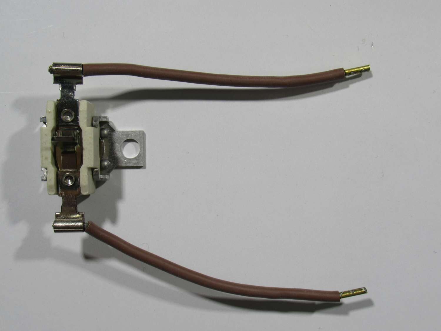 TEMPERATURE LIMITER